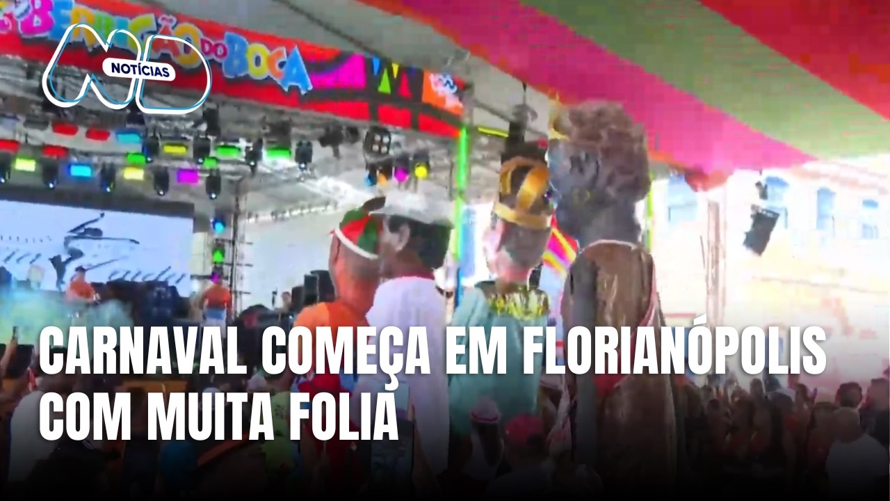 Carnaval de Florianópolis começa com Bloco Berbigão do Boca animado