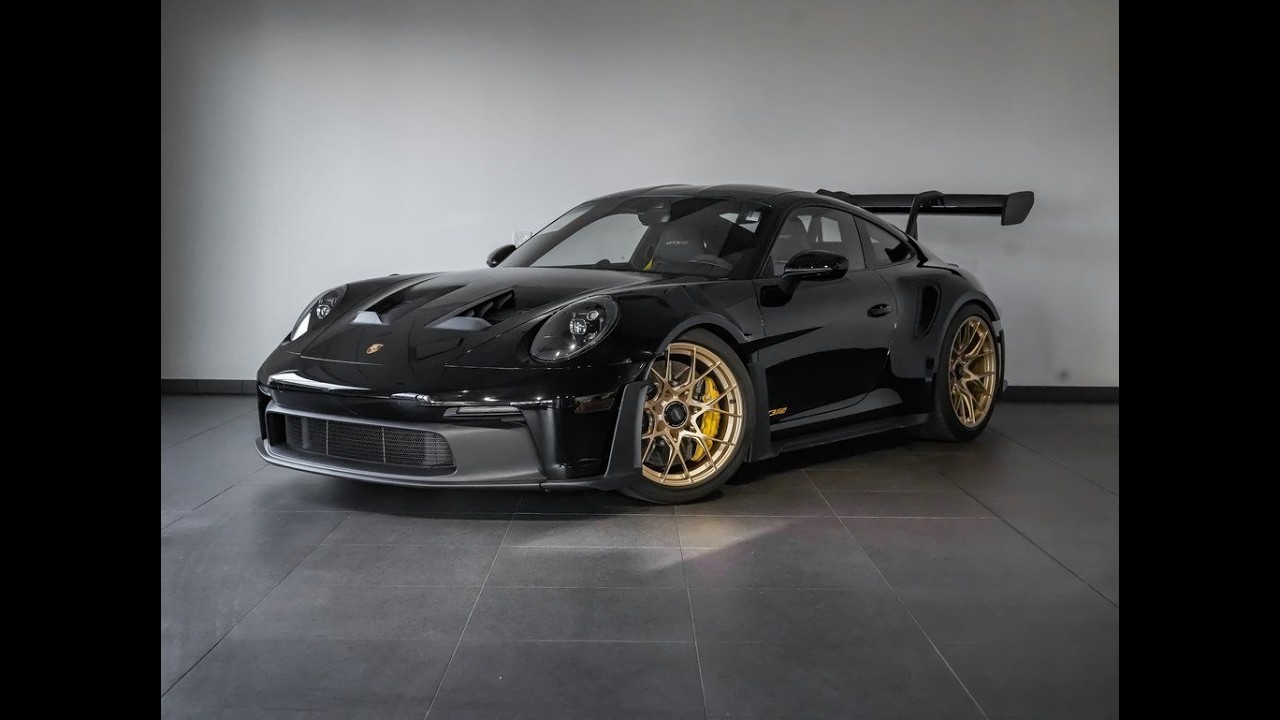 2025 Porsche GT3 RS | Front Axle Lift | Lightweight Magnesium Wheels