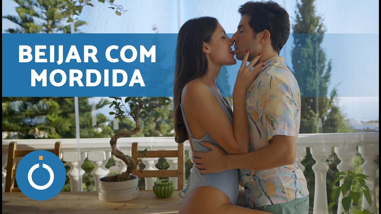 Como dar BEIJO com MORDIDA 👄 (Passo a passo)