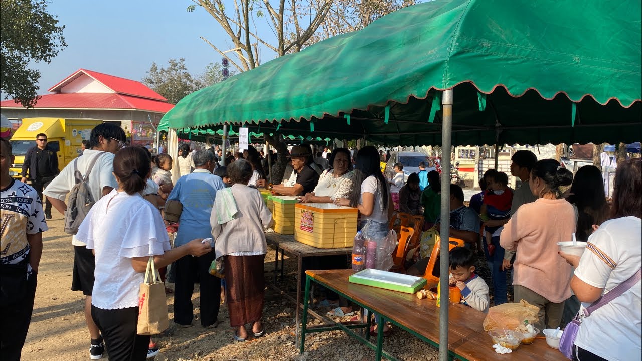 お寺の仏像の作り方　サイカーオのお祭りに来てみた