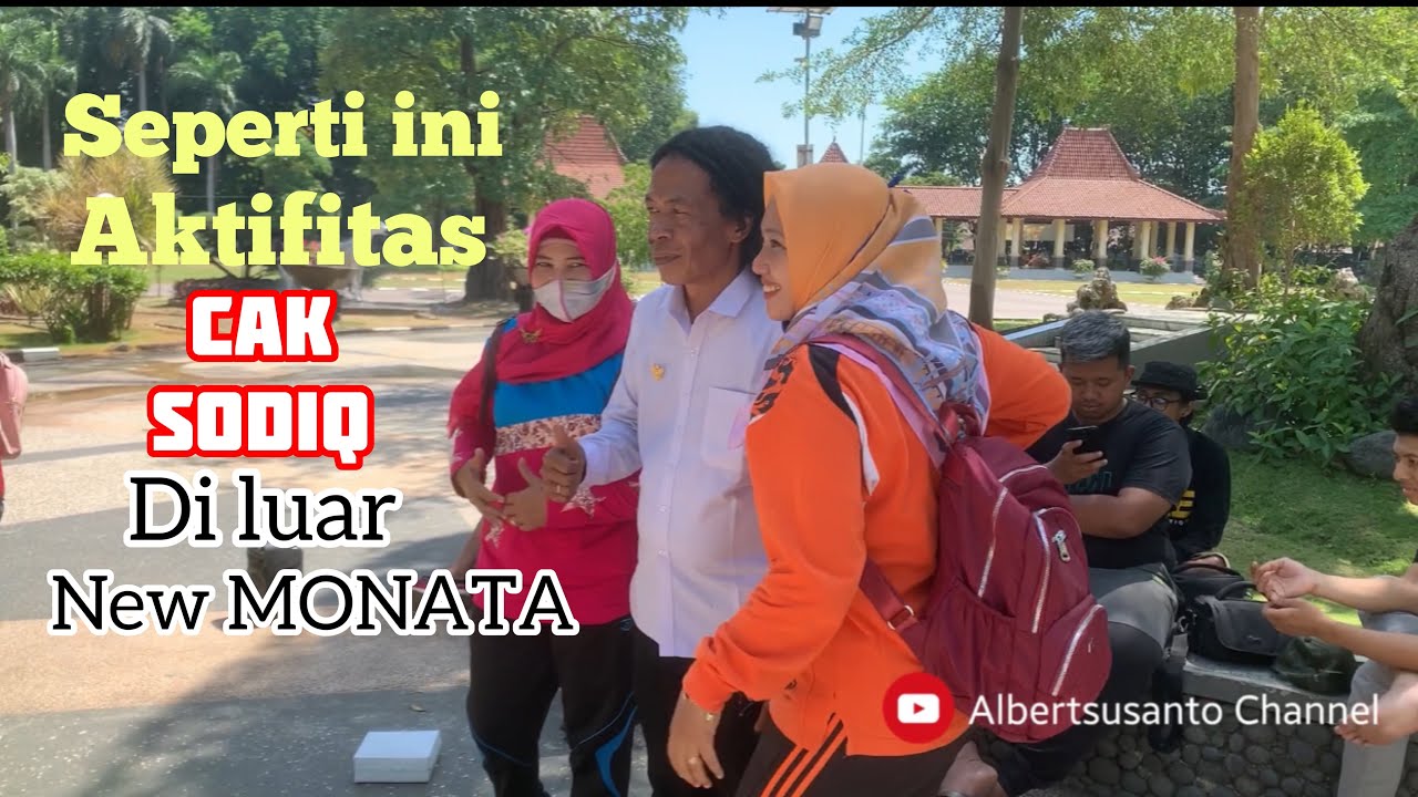 DI LUAR NEW MONATA, SEPERTI INI KESIBUKAN CAK SODIQ