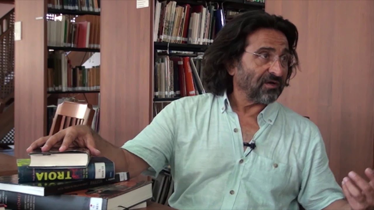 SoruYorum'un Konuğu Profesör Doktor Rüstem Aslan Troya'nın Hikayesi (30.11.2018)