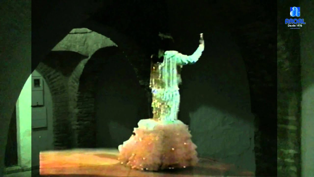 Marifé de Triana 1986. Patio de Banderas.mp4