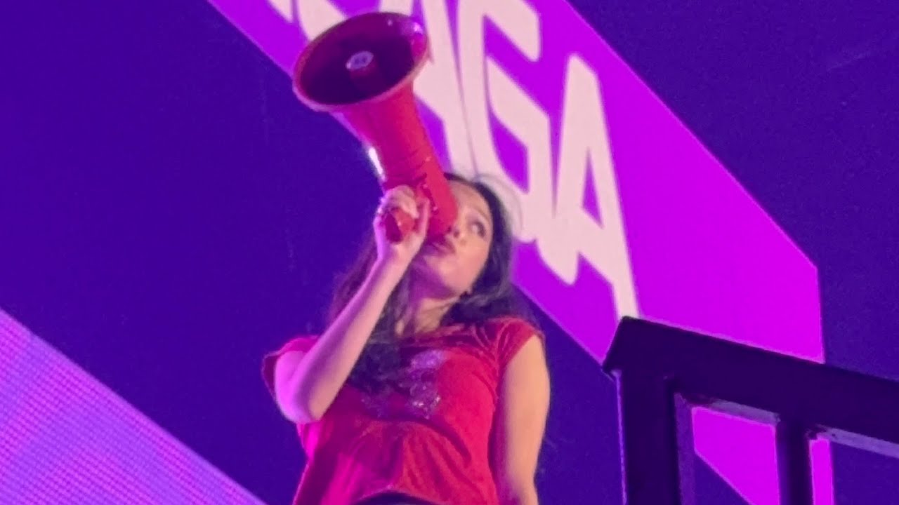 Olivia Rodrigo - get him back! - live at Osheaga