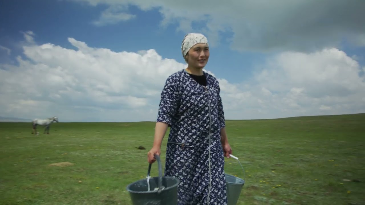 【キルギス】キルギス遊牧民の宴 ー 継がれる誇り、幸せの骨「チュコ」