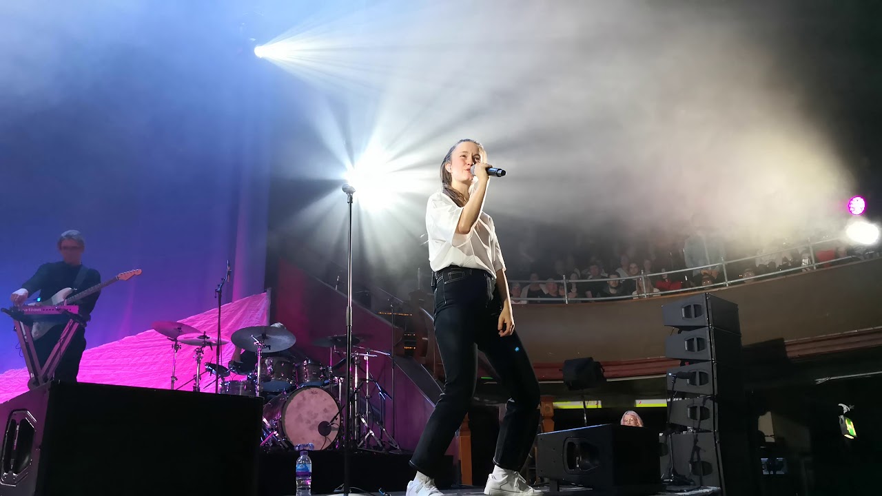 Don't Kill My Vibe, Sigrid, Albert Hall, Manchester, 8th November 2018