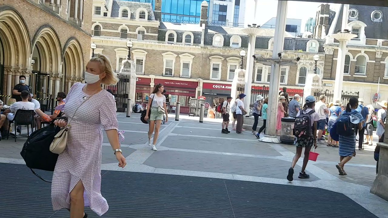 LONDON WALK (2021) --- from LIVERPOOL STREET Station to MOORGATE Tube Station