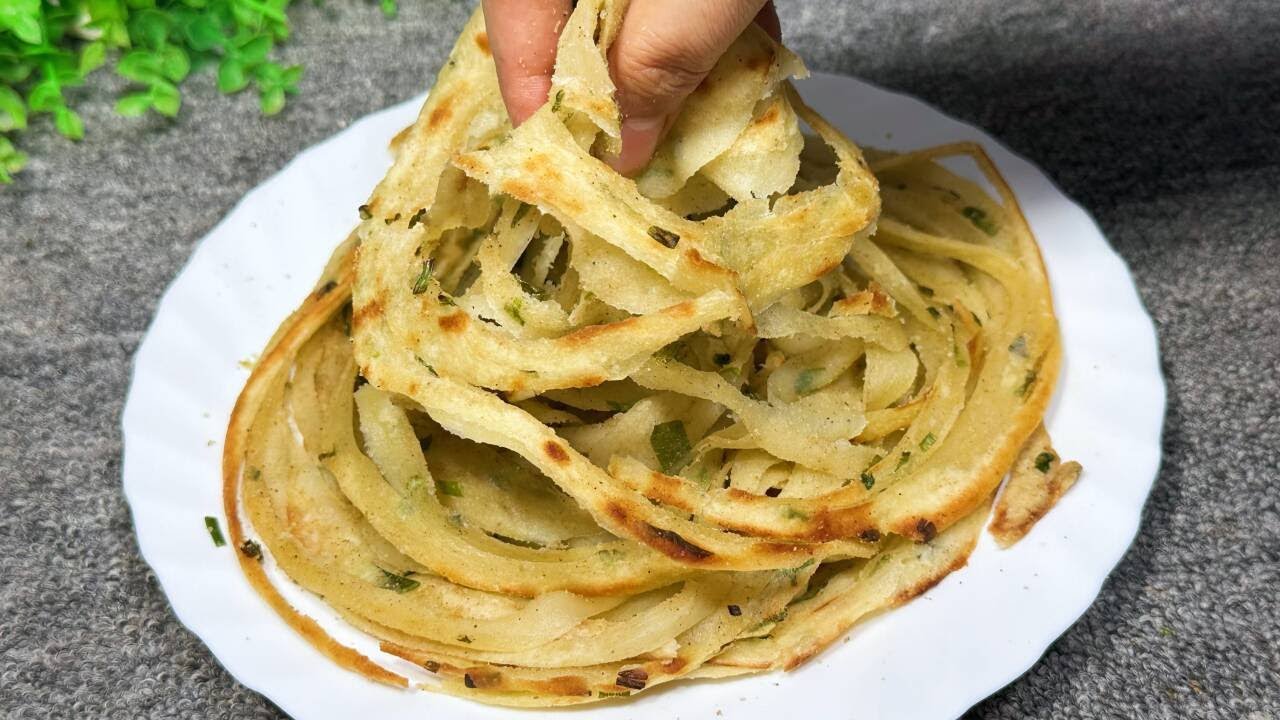 吃了30多年葱花饼，就服这种做法，外酥里软，层次丰富，葱香浓郁，放凉也不硬，真的太香了#food #cooking #like #美食教程