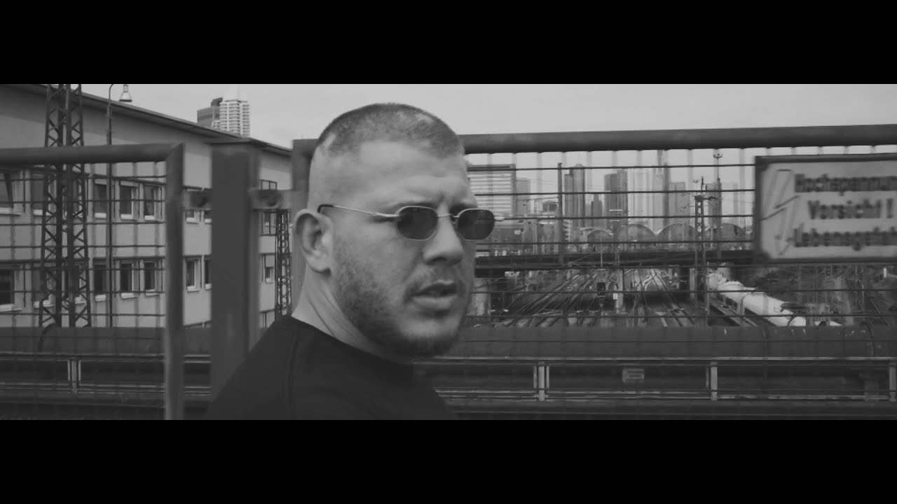 Gianni - 1994 [Official Video]