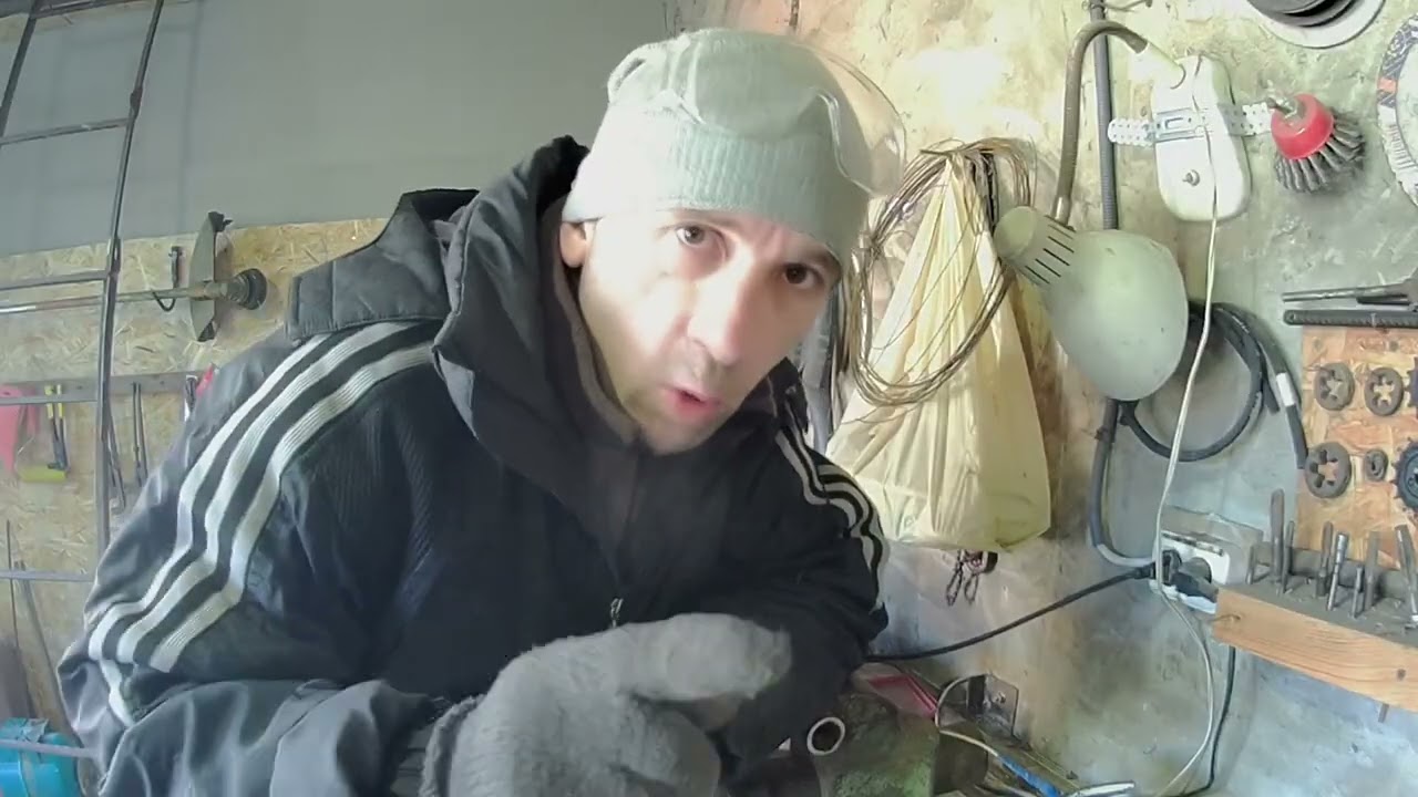 Как резать болгаркой искрами от себя или искрами на себя какой способ правильный