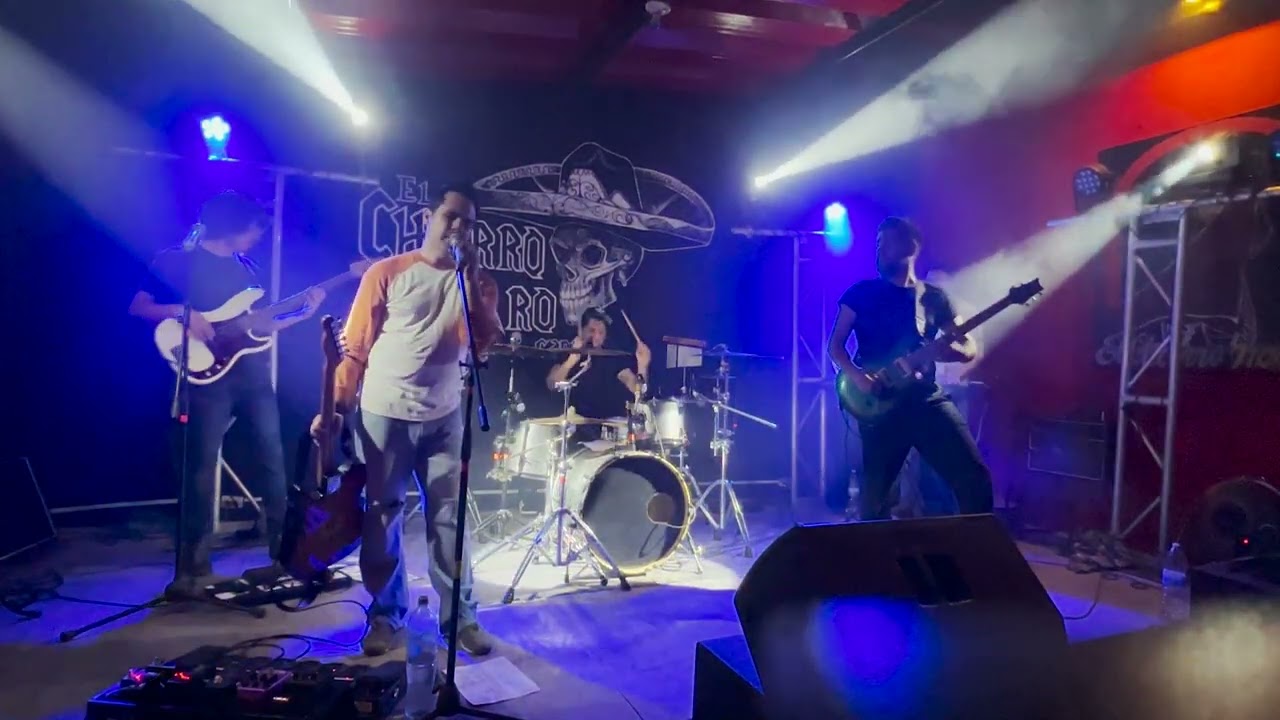 Soda Stereo - En La Ciudad de la Furia Unplugged (cover by RADIOREFRESCO).
