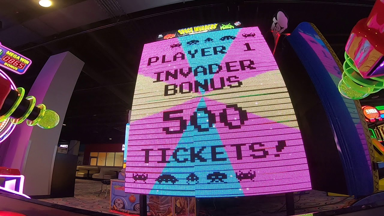 Space Invaders Frenzy Arcade Game JACKPOT WIN #1 at Round1 in Portland, ME (From 7/13/18 at Round1)