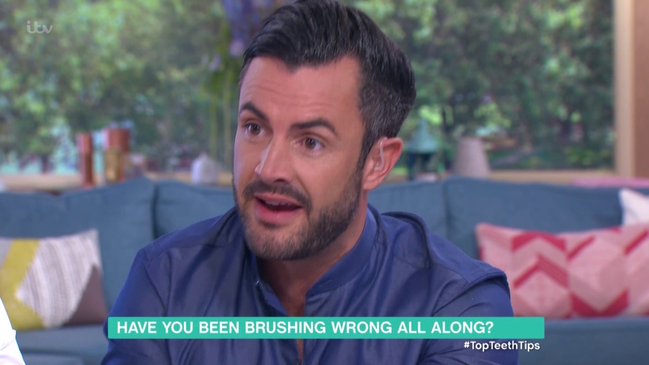 To Floss Or Not To Floss? | This Morning