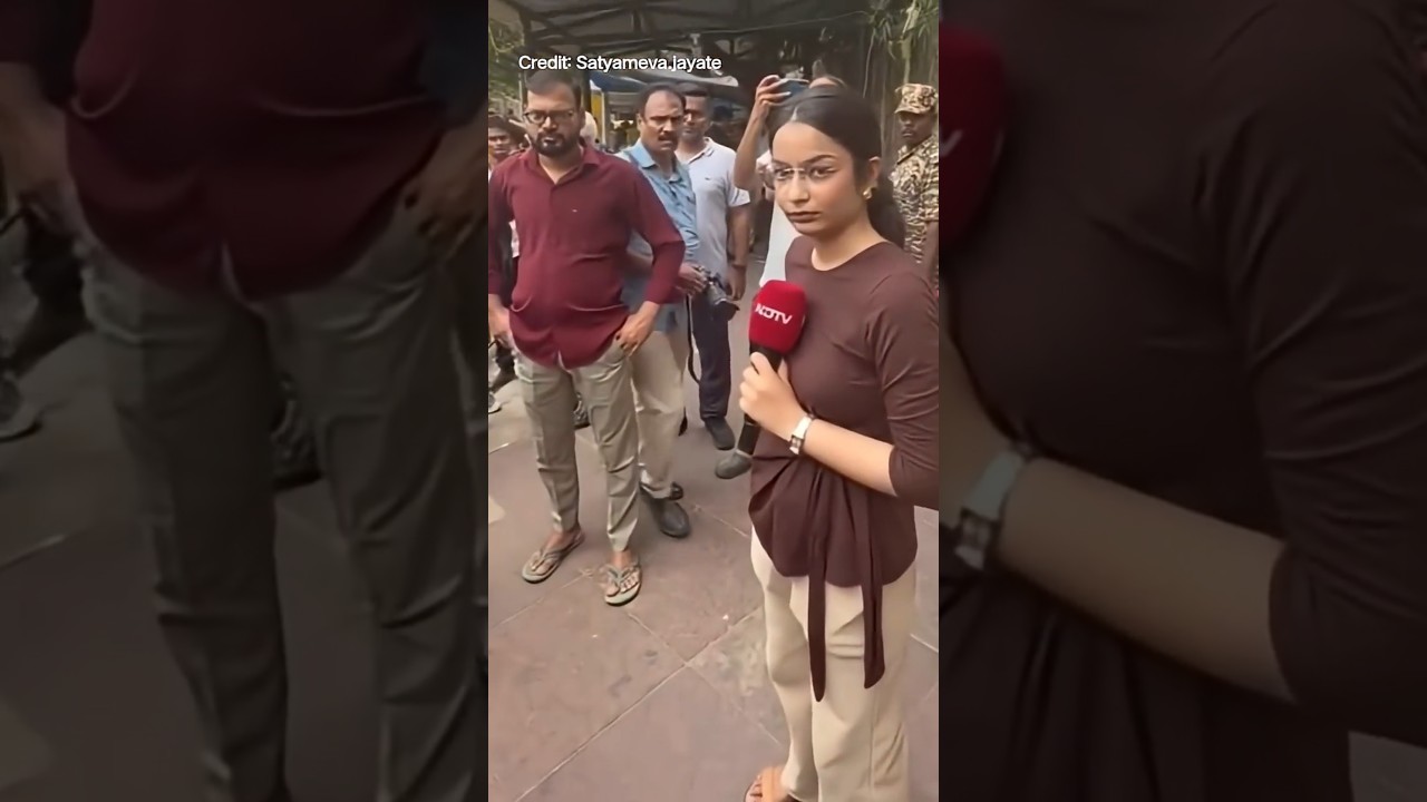 Godi media😔😡 #godimedia #chamche #nalayak #protest #sonamwangchuknews