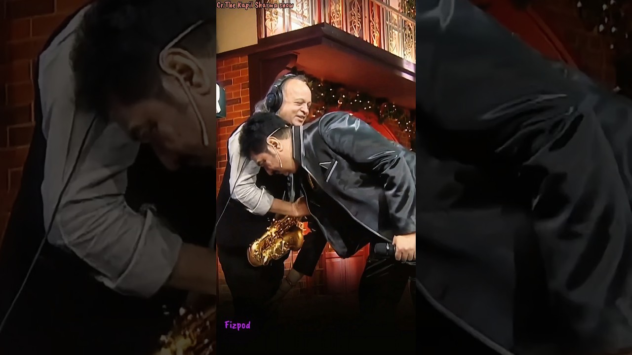 Kumar sanu ने पैर छुए🙏🥰#kumarsanu #kumarsanusongs #kapilsharma #kapilsharmashow #sexophone#bollywood