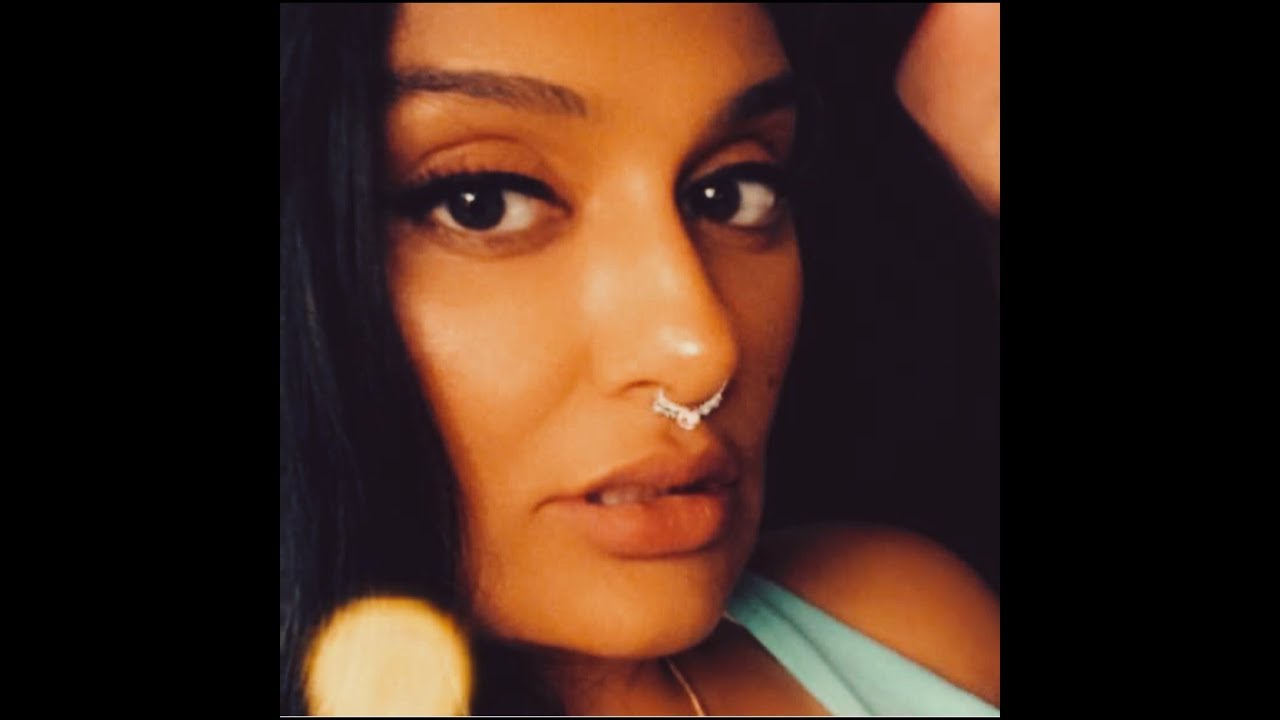 Libra September 2018. Strong Center.