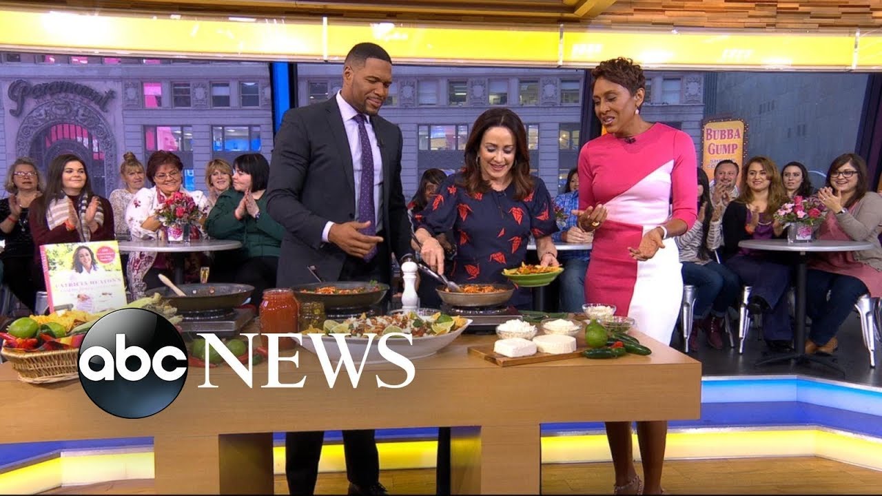 'The Middle' star Patricia Heaton shares her recipe for chicken chilaquiles