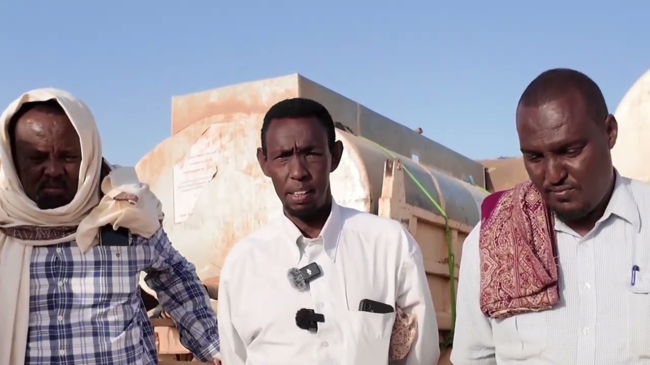 Xil. Maxamed Deeq Barre Fiyoore ayaa deeq biyo-dhaamin ballaaran u sameeyay bulshada uu matalo ee...