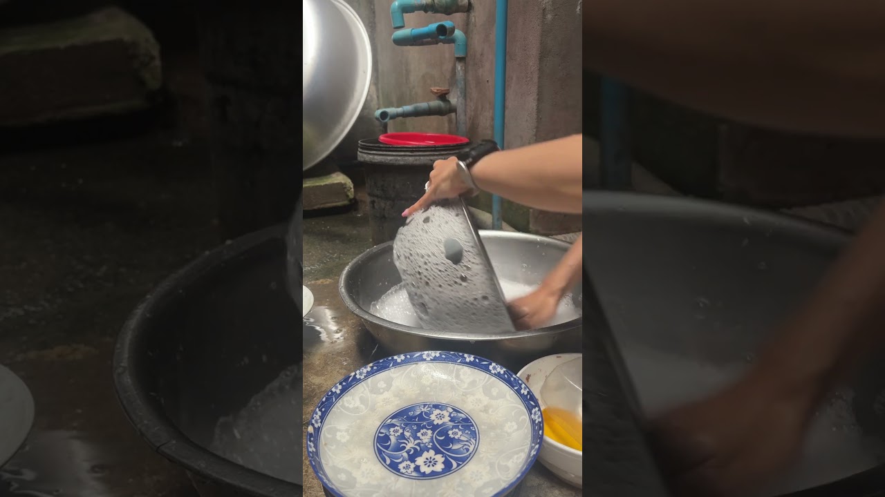 Clean the dishes. #shortvideo #shorts #short #clean #cleaning #clean everything #cleanwithme2025