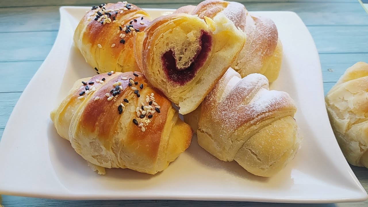 JEDAN RECEPT, DVE VRSTE LISNATIH  KIFLICA | Slatke i SLANE 🤗