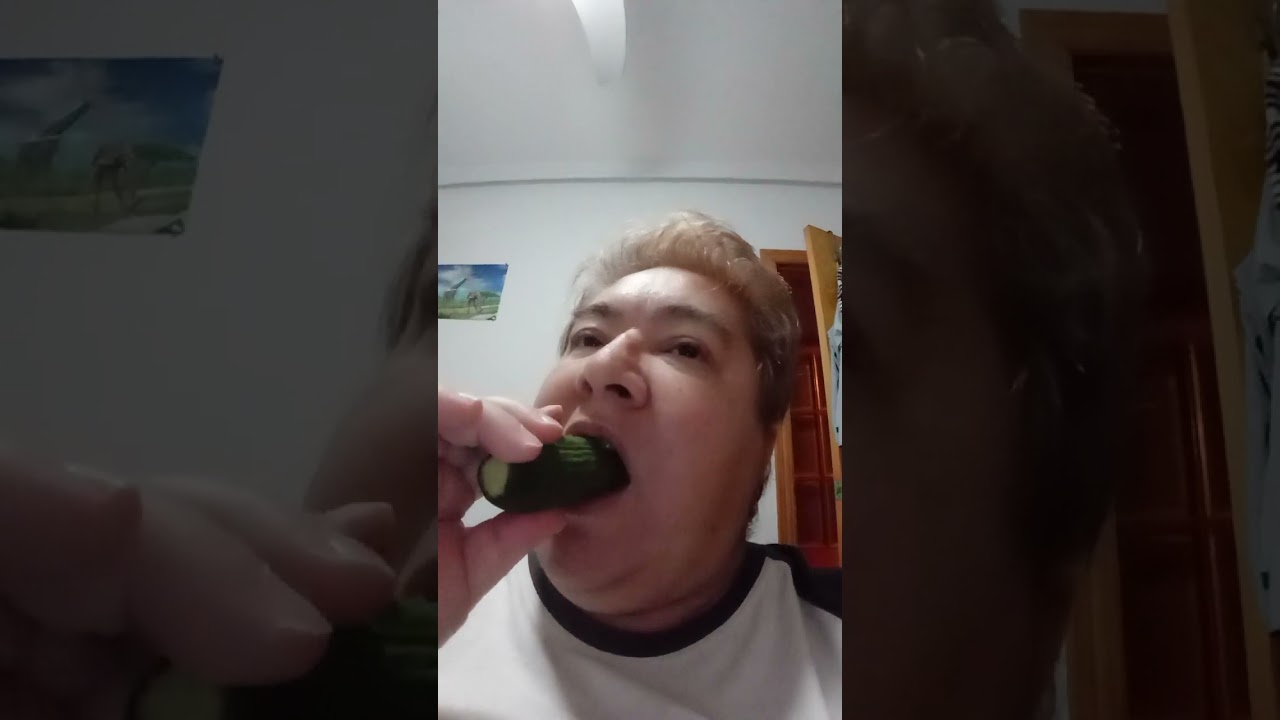 asmr. simpatico y de risa.