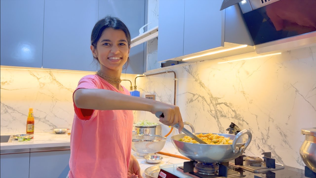 Maithili ne sab ke liye Macroni banai 😋 - Rishav Vlogs