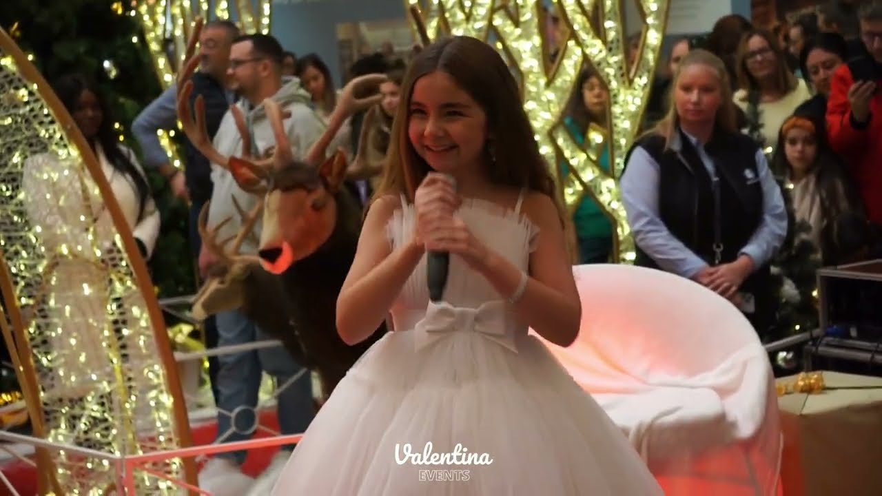 Valentina en Showcase au CC V2 de LILLE (COMPLET 4K)