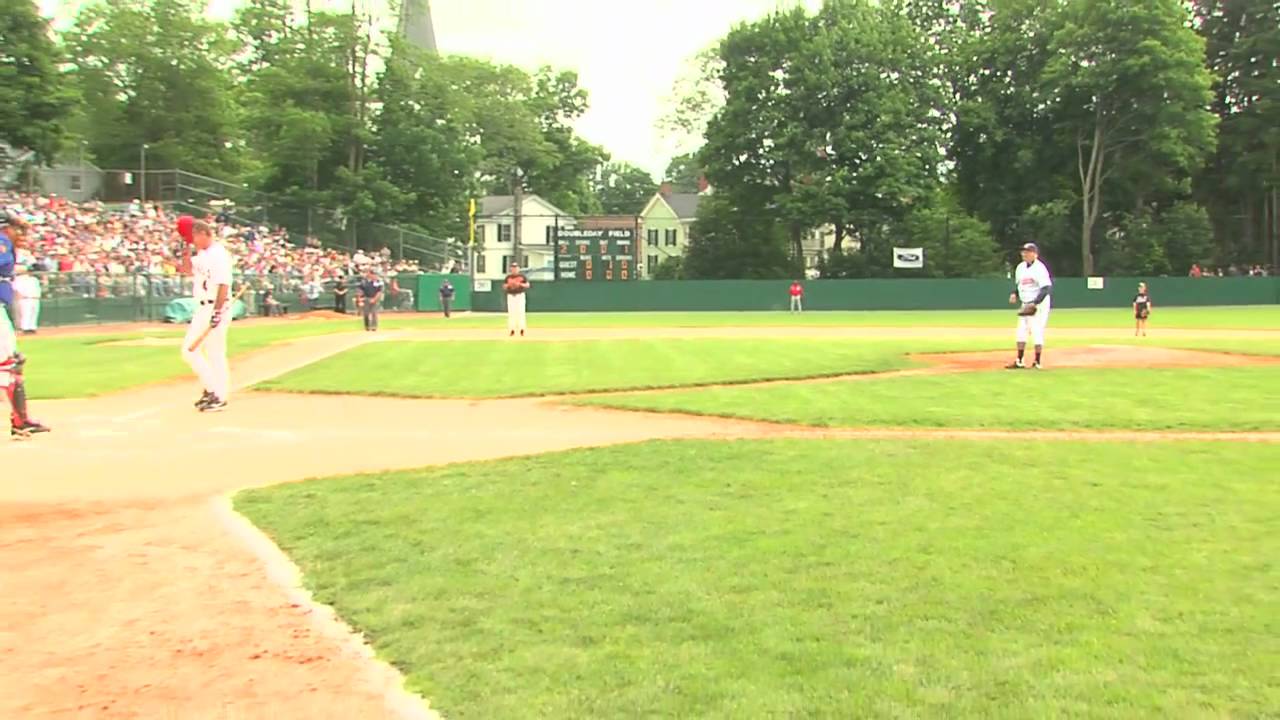 Bob Feller Pitches at the Baseball Hall of Fame Classic