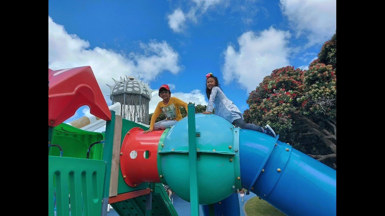Gideon&Glynis Playdate w/ friends @ Wellington Waterfront--with Ishi Ryhne's art & Super mum Rho😎😍🥰