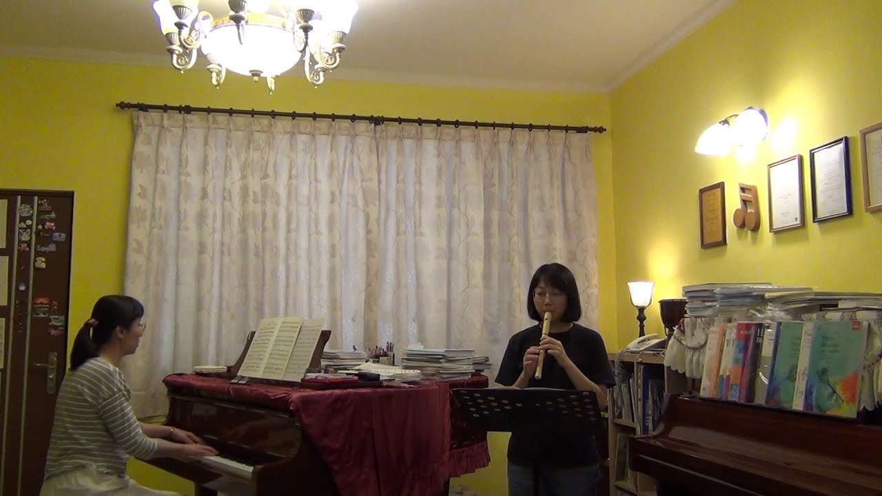 婕怡 ~ ABRSM Soprano/Descant Recorder Exam Grade 5 (Geoffry Russell Smith No.5 Blue for a girl)