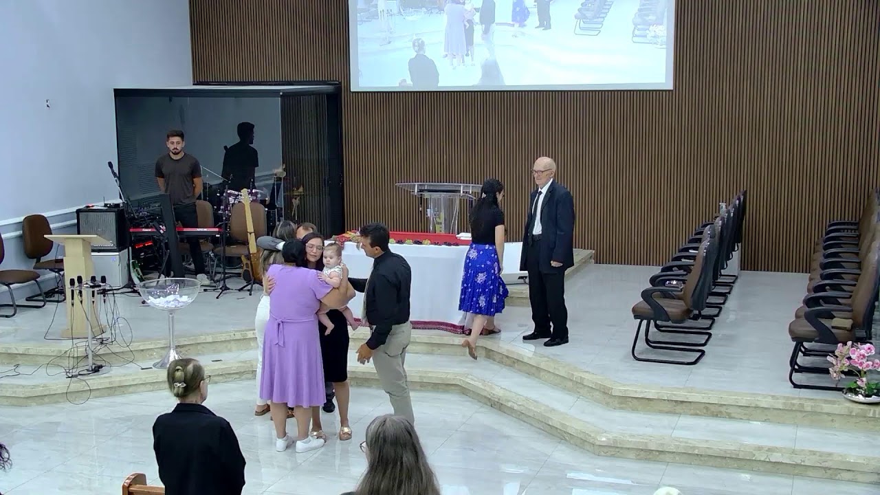 ESTAMOS AO VIVO COM O CULTO  DOS JOVENS