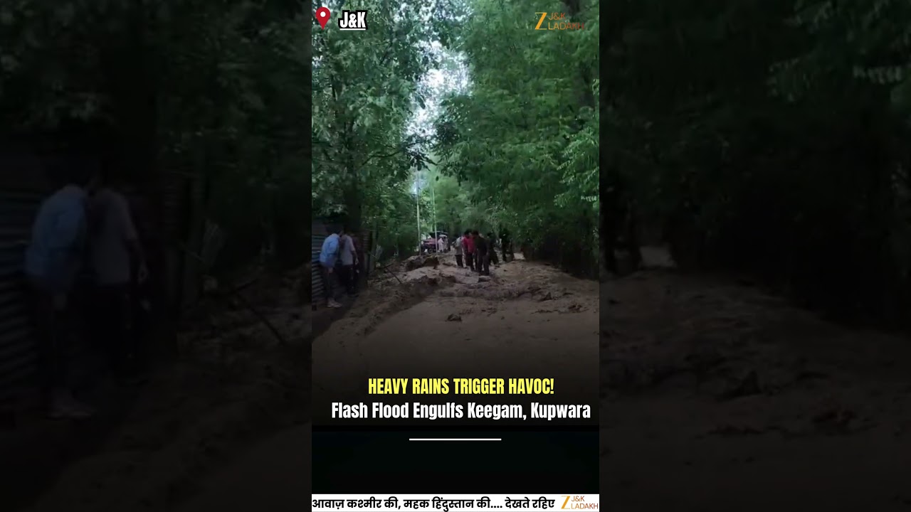 Flash Flood Hits Keegam Kupwara After Heavy Rainfall | Waterlogging & Disruption Report | ZEEJKL