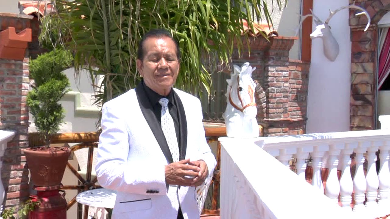 No Debes Llorar Interpreta Agustin Villegas EL TOCOS