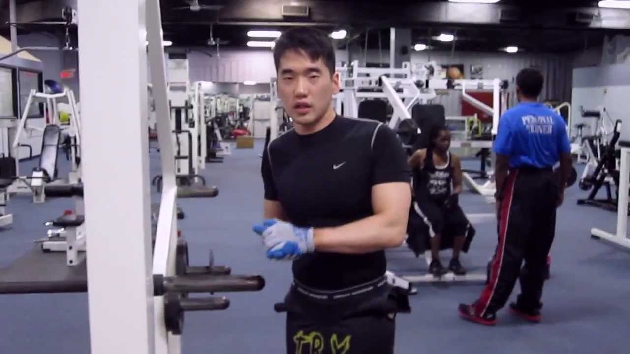 Powerlifting Basics: Putting on the Suit (9/6/2013)