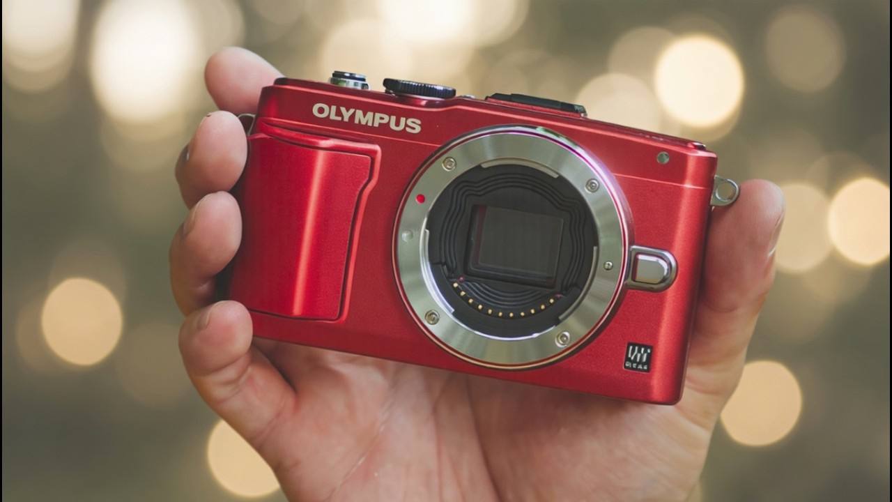 This RED Camera Takes Stunning Street Photography Shots!
