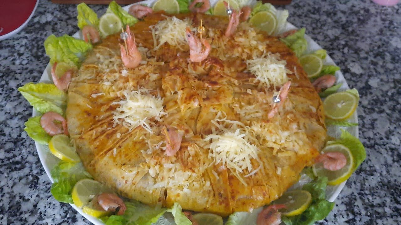 بسطيلة بالحوت اكثر من رائعة👌 بطريقة مبسطة تستحق التجربة👍🌹