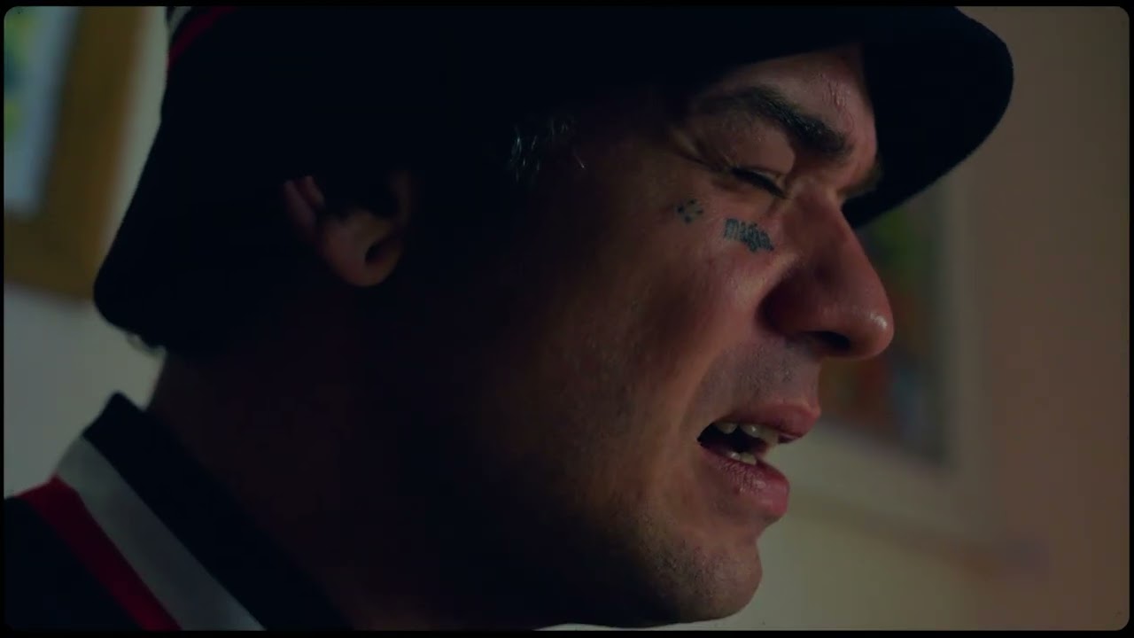 Ilan Amores - CON LA MISMA PIEDRA (Video Oficial)