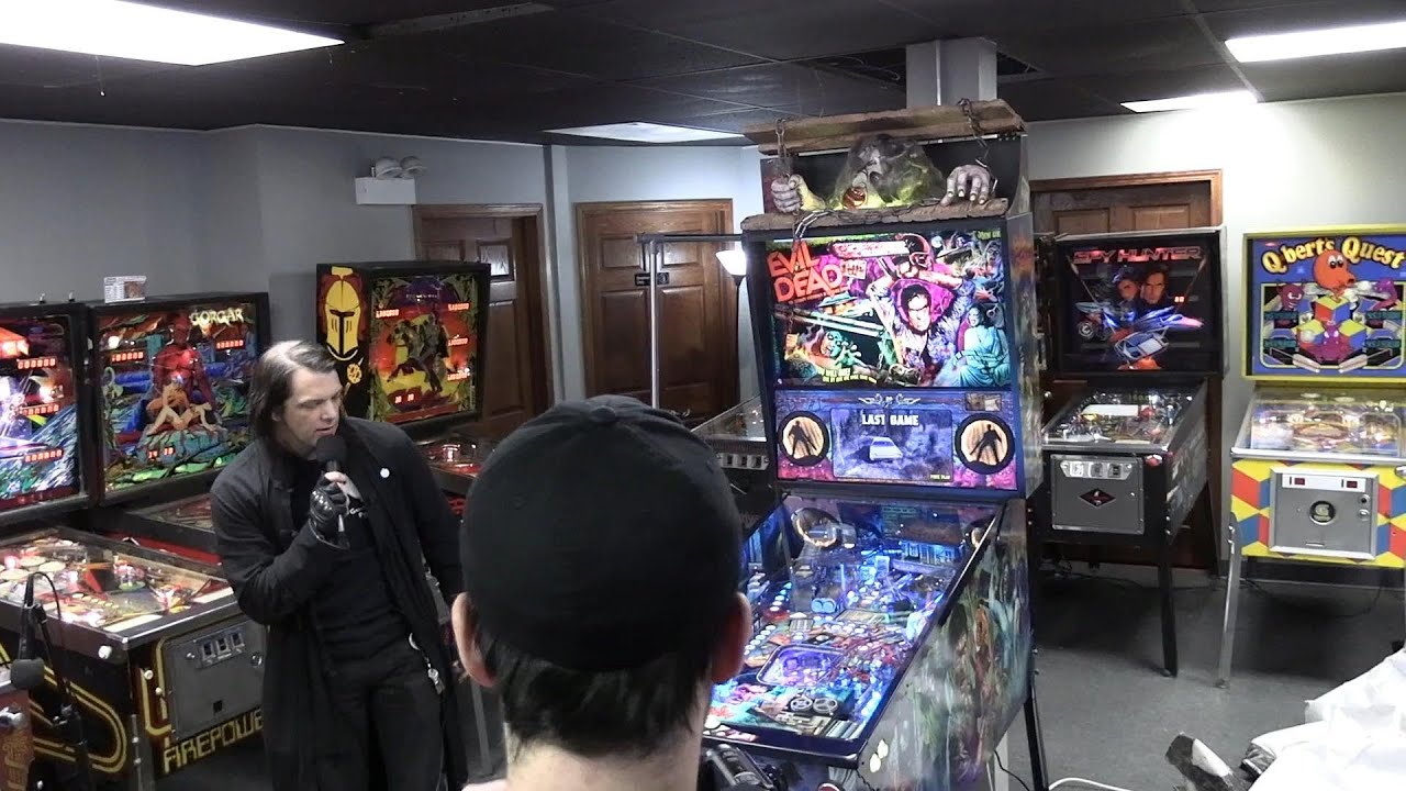 A EVIL DEAD PINBALL GAME????