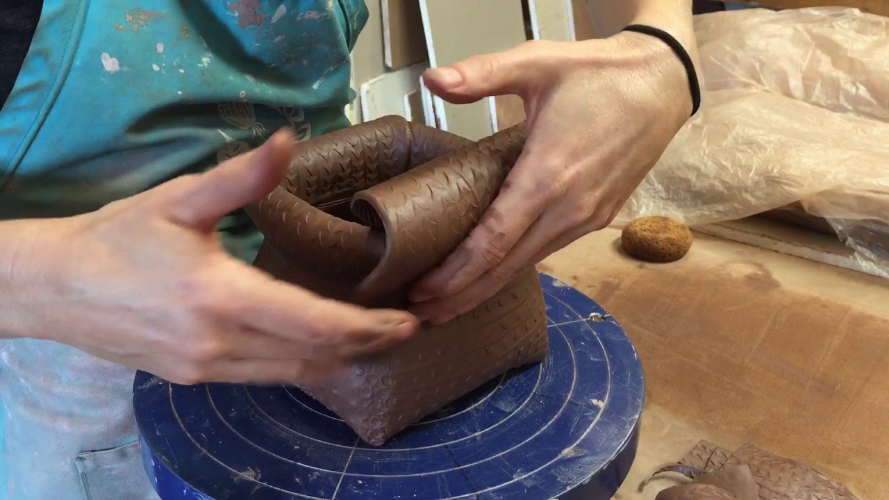 Amy Sanders berry bowl rim and handle demo