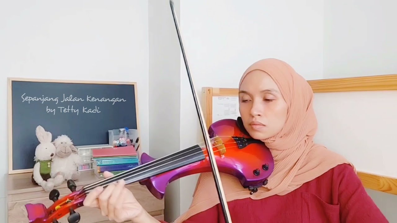 Sepanjang Jalan Kenangan - Tetty Kadi ( violin by Endang Hyder )
