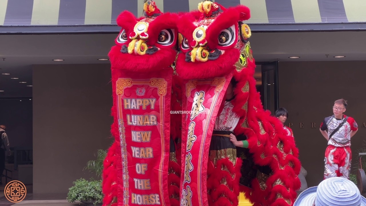 梁舘白鶴關聖宮 Leung's White Crane Kun Seng Keng Dragon & Lion Dance ~ Chinese New Year 2026 San Francisco