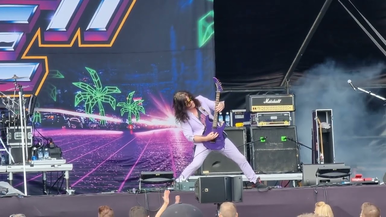 RECKLESS LOVE - Bark At The Moon - Kaisaniemi Live, Helsinki, Finland 6.8.2022