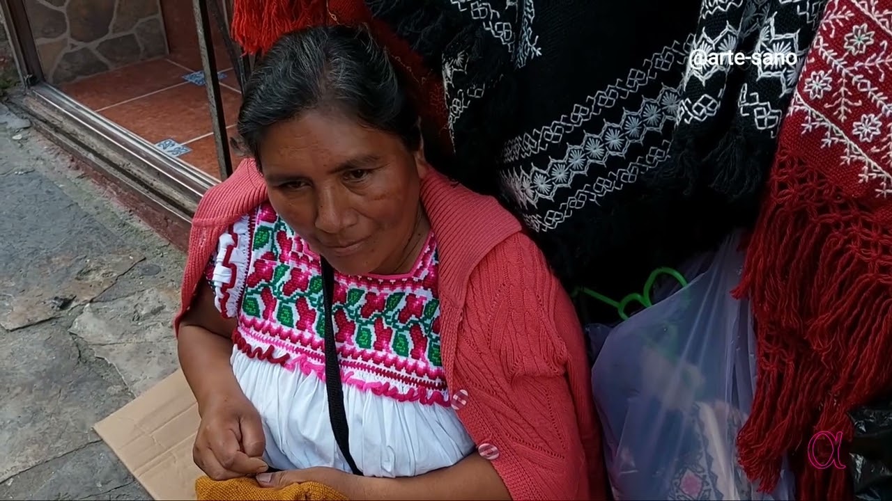 Artesanos del bordado, telar de cintura, madera y demás en Cuetzalan, Puebla 2DA PARTE