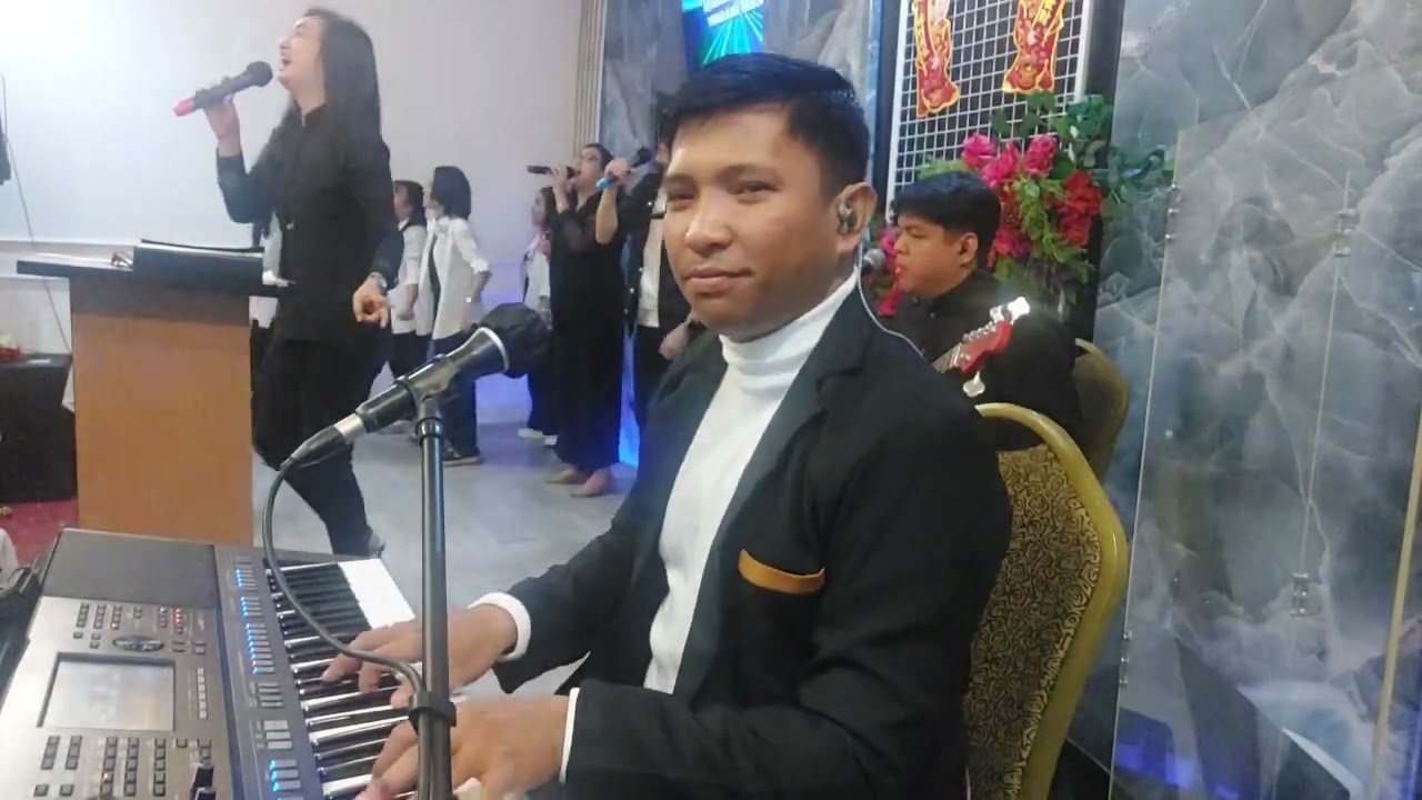 Tuhan adalah Terangku (Cover)