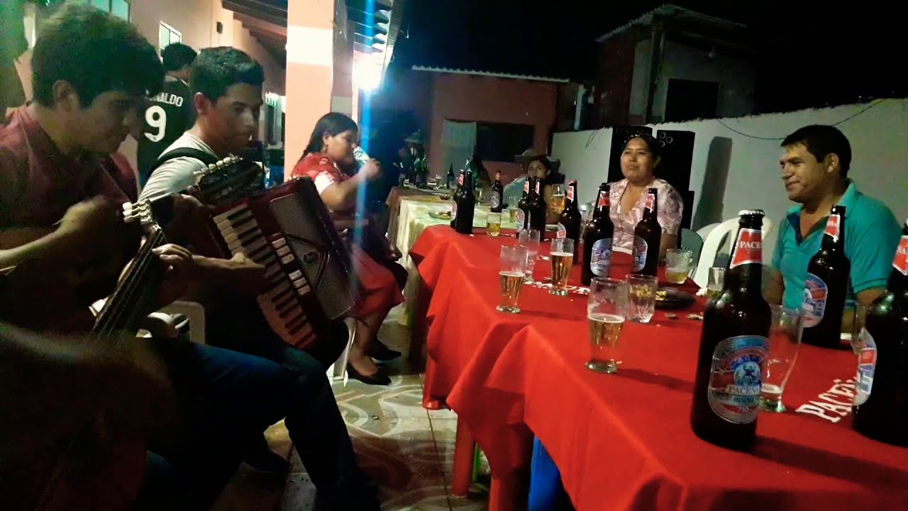 enganchados huayños...trio serranense ameniza cualquier acontecimiento social...CONTACTO   70209060