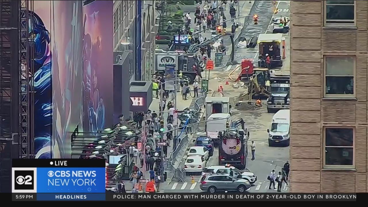 Subways back in service after Times Square water main break closure