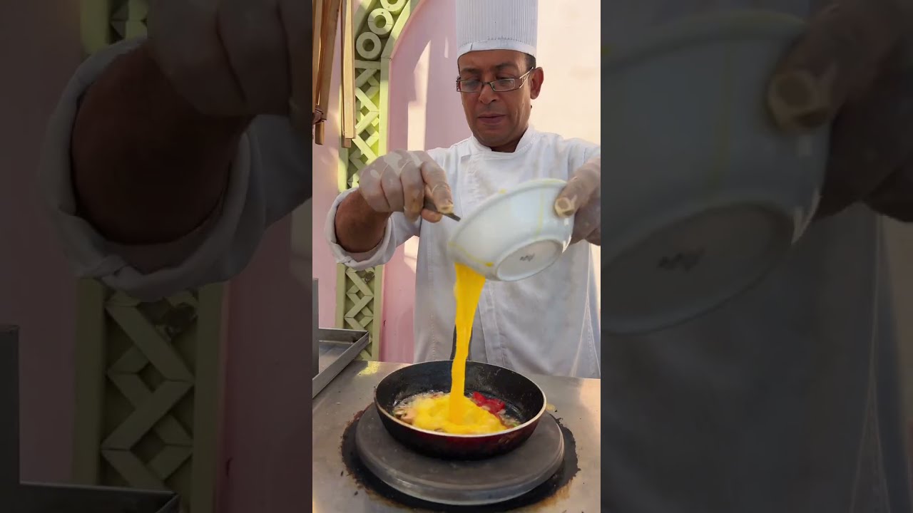 فطرنا فطار اوبن بوفيه علي احلي روف في محطه الرمل علي البحر🤤