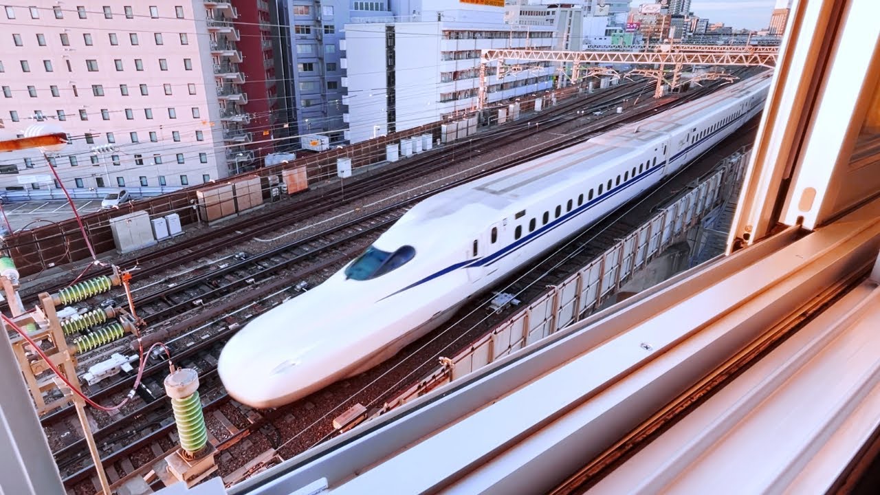 Bullet Train ОТЕЛЬ в Японии | Отель Corona Осака
