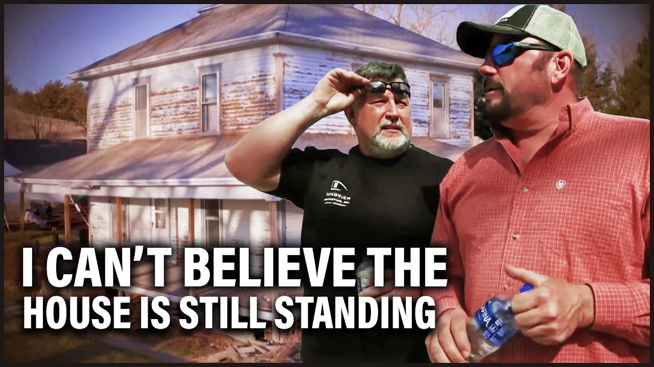This Abandoned Cabin Was On The Brink Of Collapse | Renovation Hunters