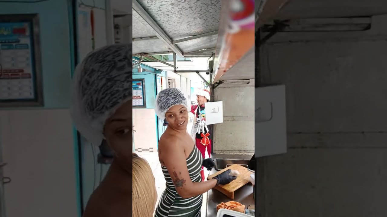 D Lucy Empanadas está en vivo